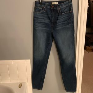 Madewell curves high rise skinny. Size 30T